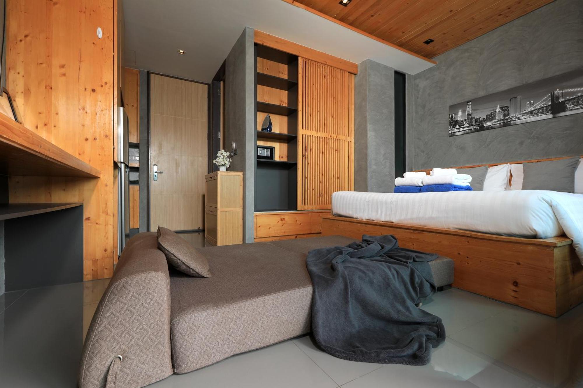 1bdr Relife Windy Naiharn By Capitalpro